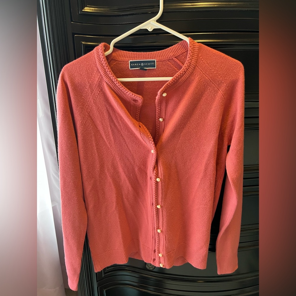 Karen Scott pink cardigan. Size small.